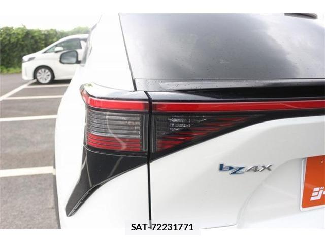 Toyota bZ4X 2024-06 8561345-23