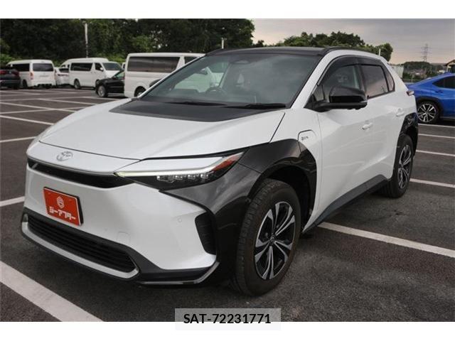 Toyota bZ4X 2024-06 8561345-8