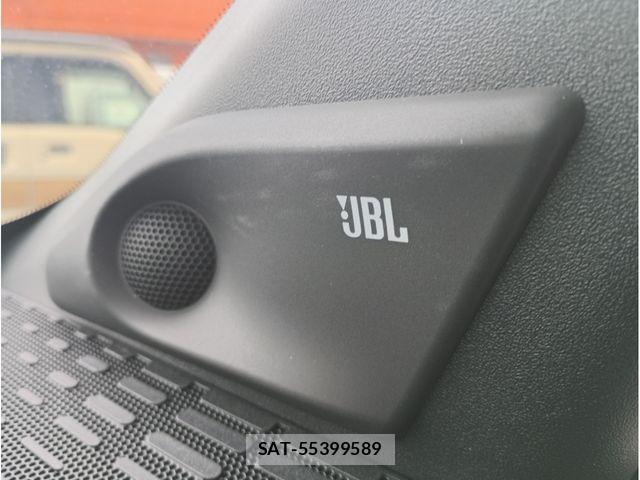 Toyota bZ4X 2024-06 8561344-12