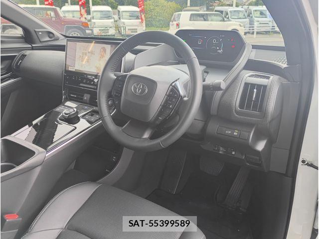Toyota bZ4X 2024-06 8561344-5