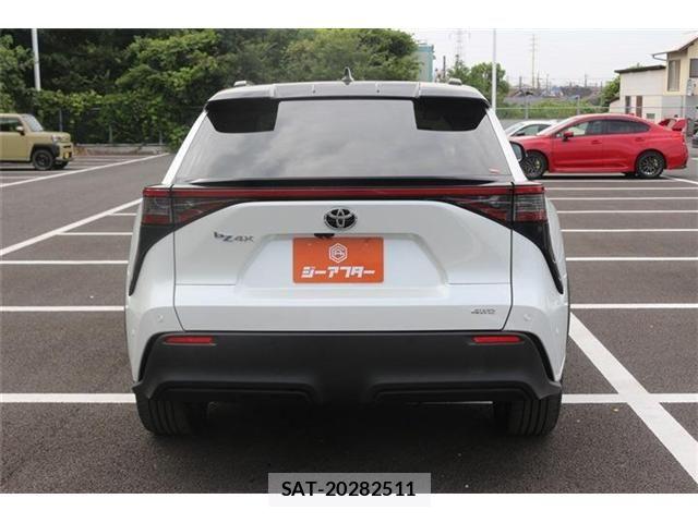 Toyota bZ4X 2023-02 8741018-11