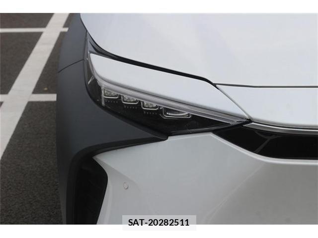 Toyota bZ4X 2023-02 8741018-18
