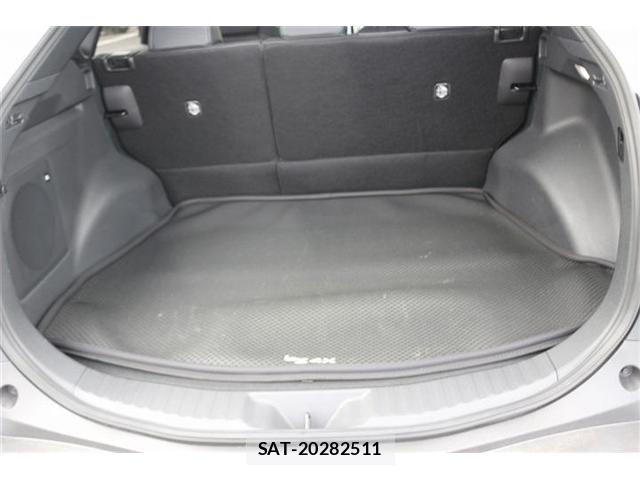 Toyota bZ4X 2023-02 8741018-24