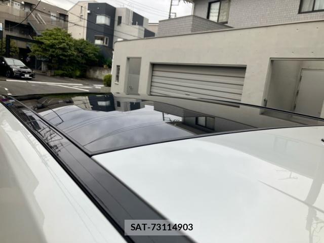 Toyota bZ4X 2022-05 8741019-11