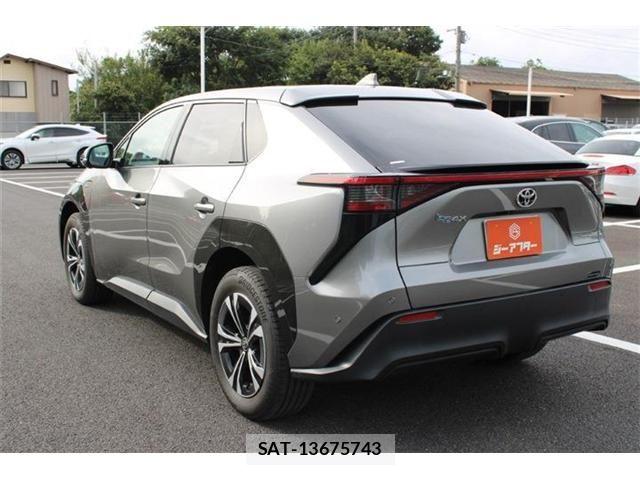 Toyota bZ4X 2024-02 8779676-14