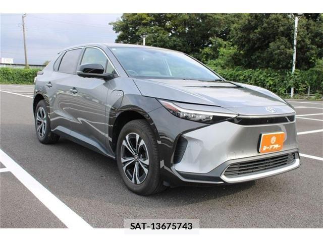 Toyota bZ4X 2024-02 8779676-6