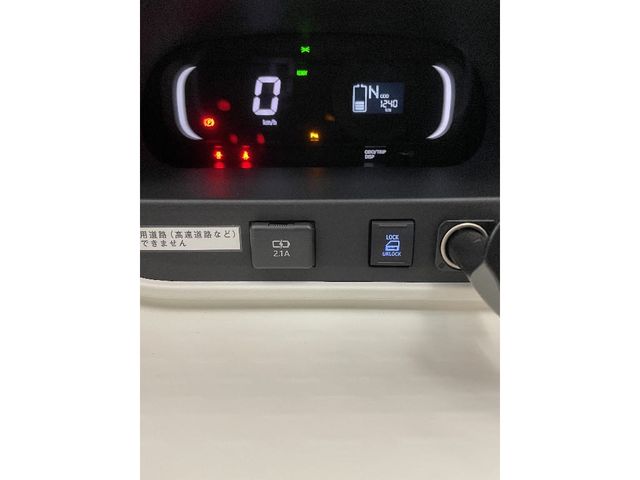 Toyota C+pod 2022-03 487698-14