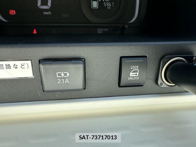 Toyota C+pod 2023-07 8206725-21