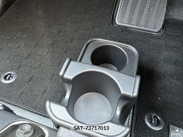 Toyota C+pod 2023-07 8206725-22