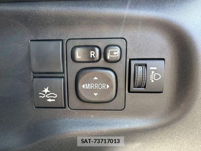Toyota C+pod 2023-07 8206725-23