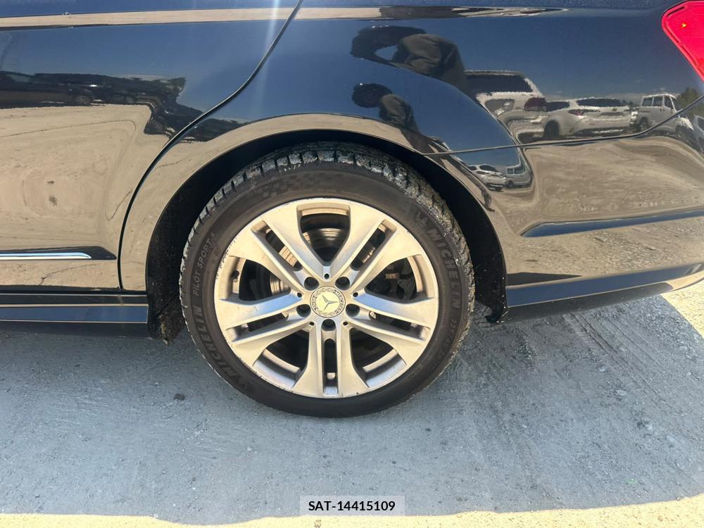Mercedes Benz C-CLASS 2013-08 7831742-27