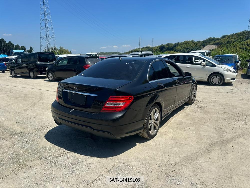 Mercedes Benz C-CLASS 2013-08 7831742-4