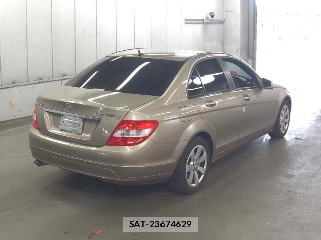 Mercedes Benz C-CLASS 2010-02 8351359-1