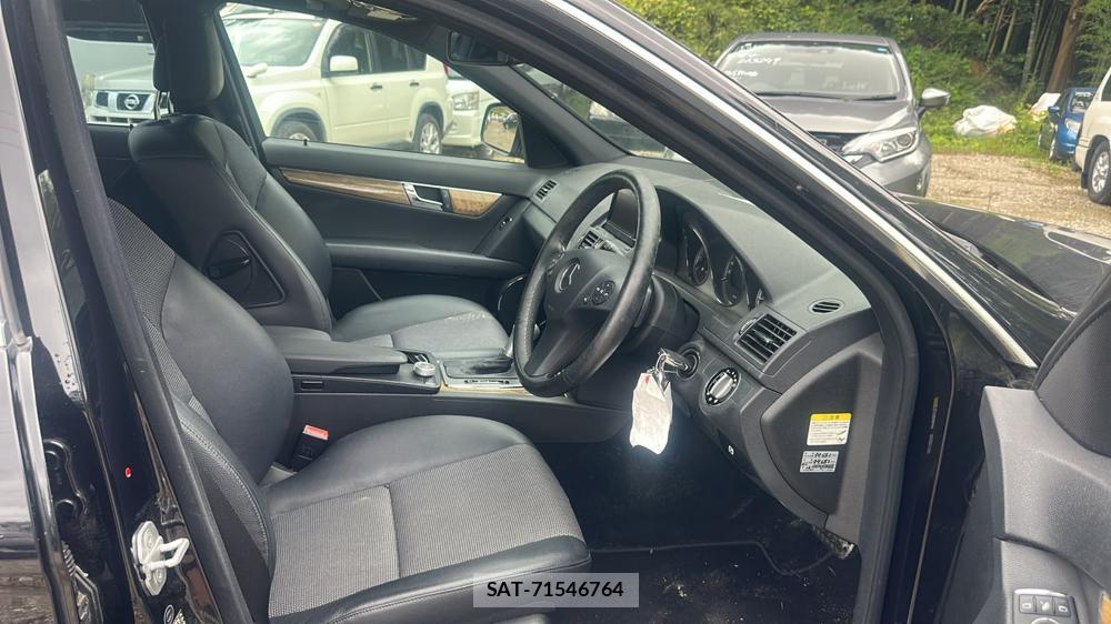 Mercedes Benz C-CLASS 2009-05 8469920-11