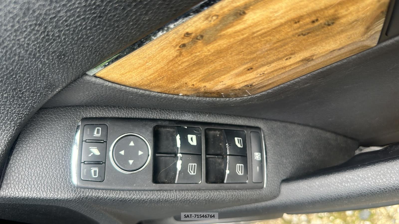 Mercedes Benz C-CLASS 2009-05 8469920-18