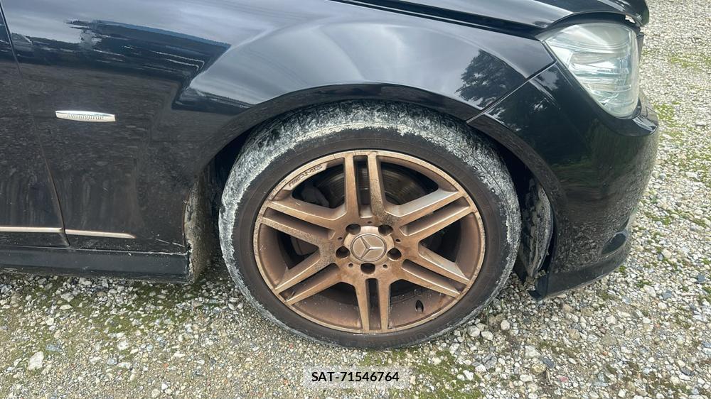 Mercedes Benz C-CLASS 2009-05 8469920-22