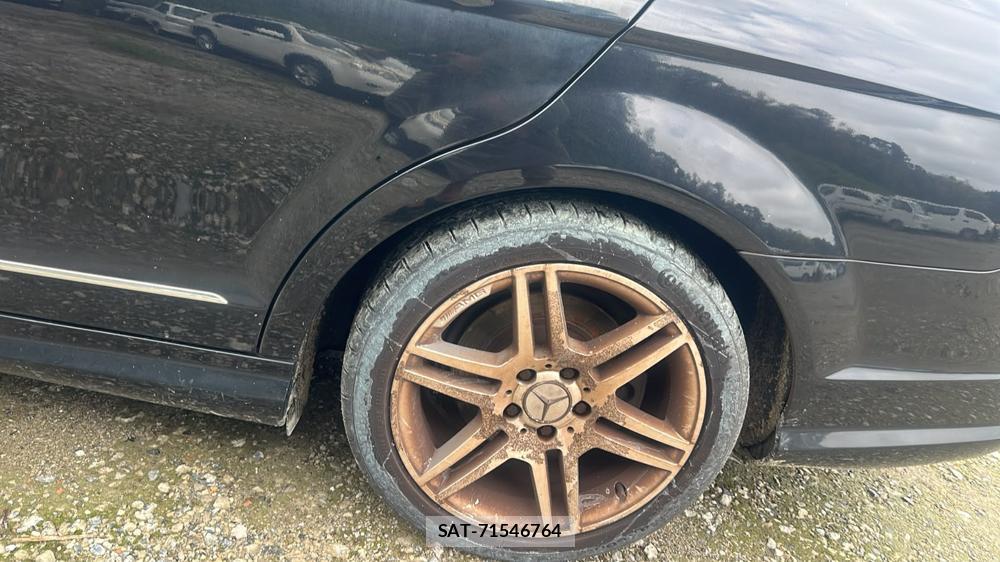 Mercedes Benz C-CLASS 2009-05 8469920-24