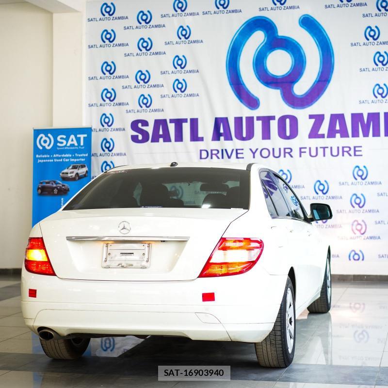 Mercedes Benz C-CLASS 2008-09 4453454-3