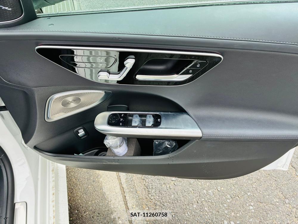 Mercedes Benz C-CLASS 2025-09 8697888-21
