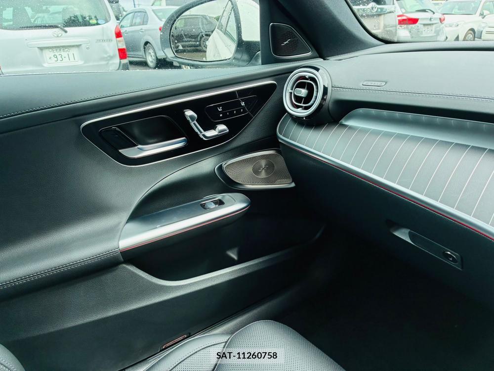 Mercedes Benz C-CLASS 2025-09 8697888-22