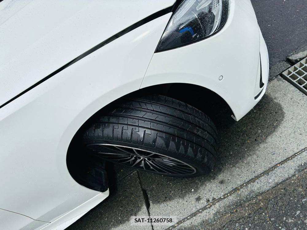 Mercedes Benz C-CLASS 2025-09 8697888-29