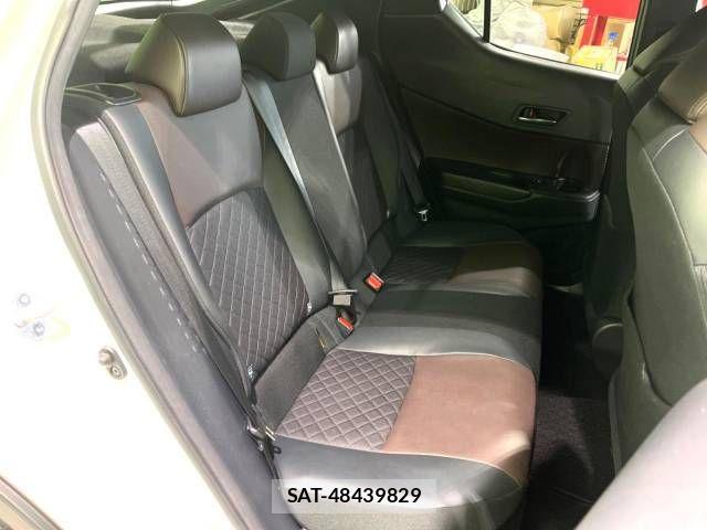 Toyota C-HR 2017-05 487953-12