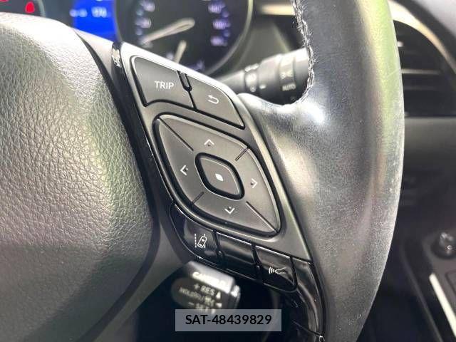 Toyota C-HR 2017-05 487953-4