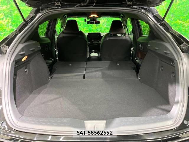 Toyota C-HR 2017-06 607897-10