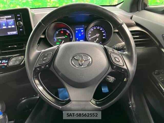 Toyota C-HR 2017-06 607897-11