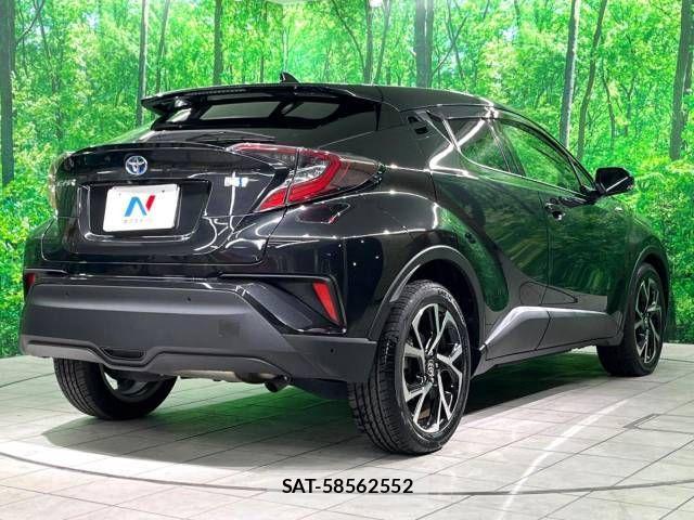Toyota C-HR 2017-06 607897-17
