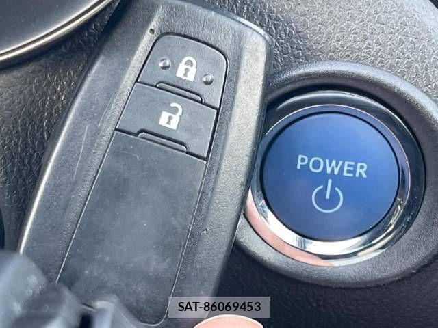 Toyota C-HR 2019-03 607923-6
