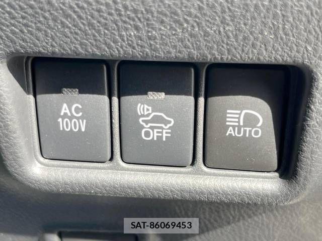 Toyota C-HR 2019-03 607923-7