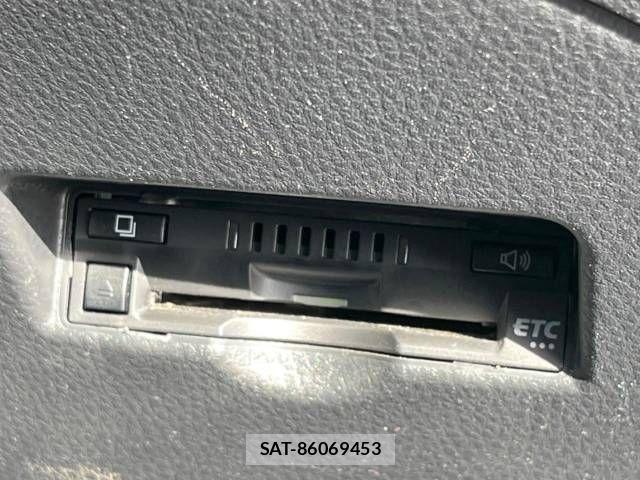 Toyota C-HR 2019-03 607923-8