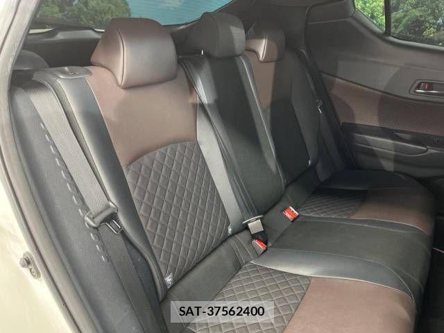 Toyota C-HR 2018-03 703297-9