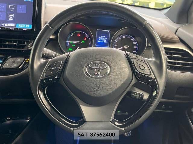 Toyota C-HR 2018-03 703297-11