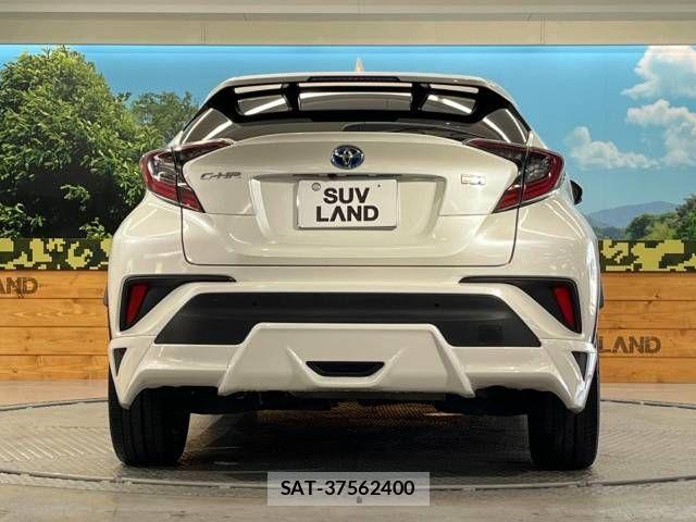 Toyota C-HR 2018-03 703297-15