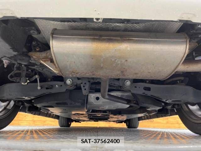 Toyota C-HR 2018-03 703297-19