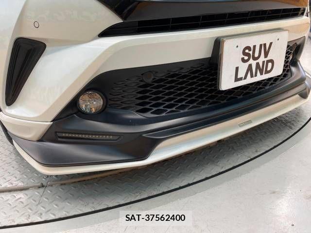 Toyota C-HR 2018-03 703297-4