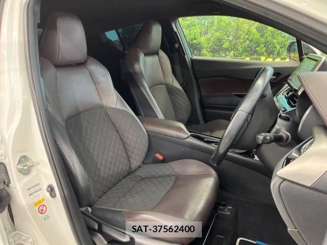 Toyota C-HR 2018-03 703297-8
