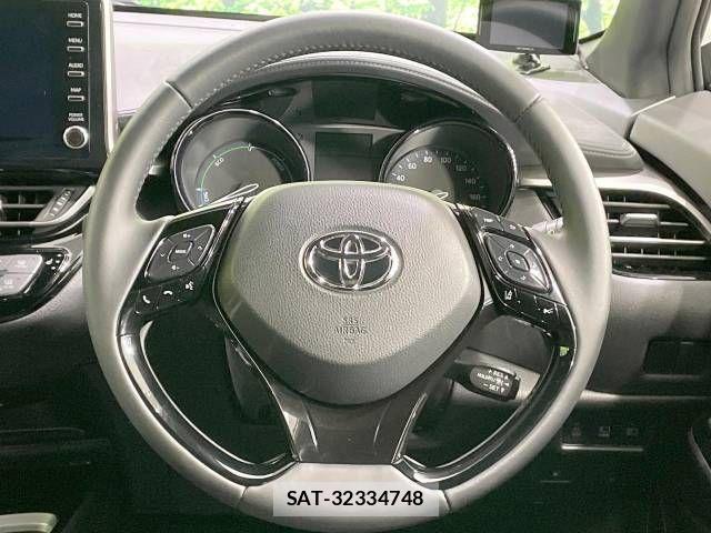 Toyota C-HR 2020-12 825497-10