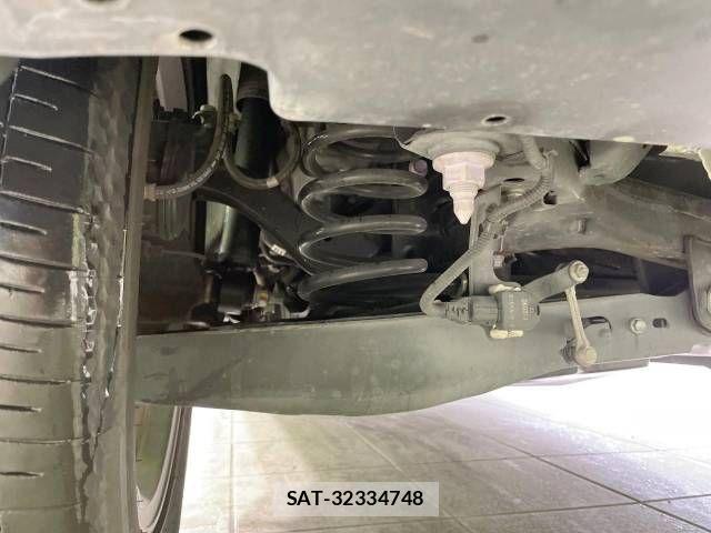 Toyota C-HR 2020-12 825497-19