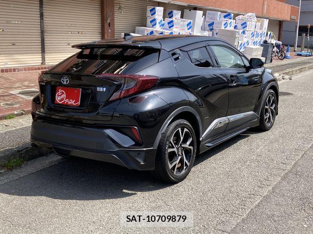 Toyota C-HR 2019-05 841869-6