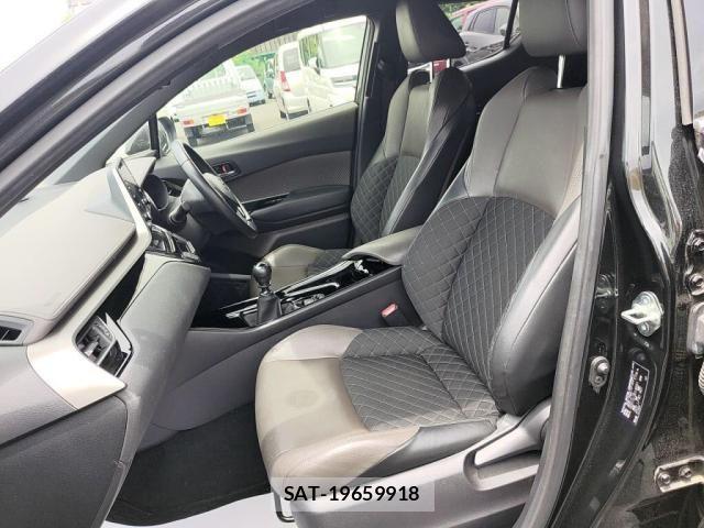 Toyota C-HR 2020-10 1039003-21