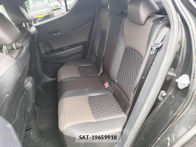 Toyota C-HR 2020-10 1039003-22