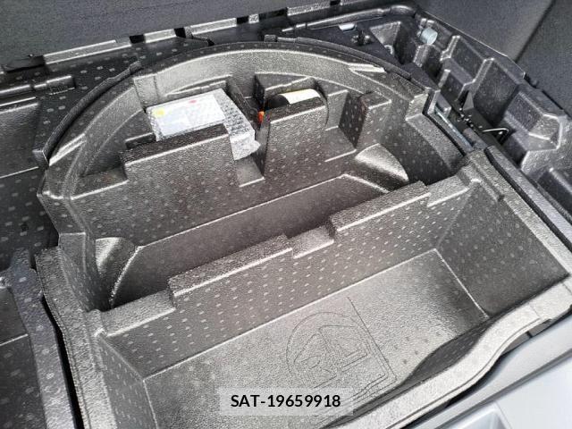 Toyota C-HR 2020-10 1039003-27