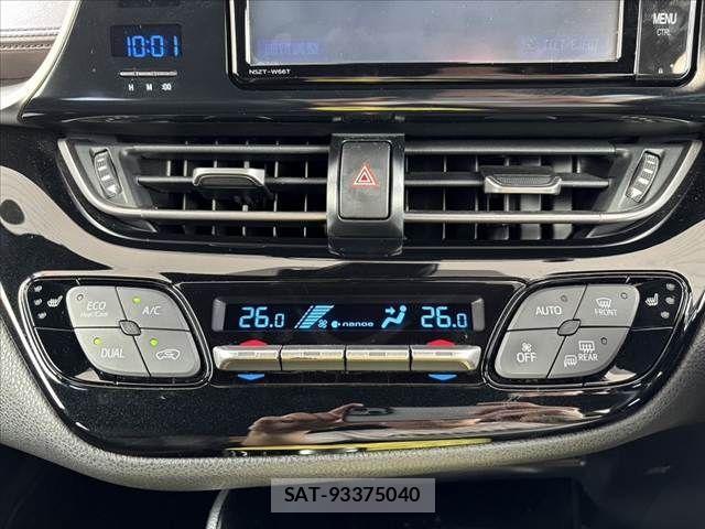 Toyota C-HR 2017-11 1166894-21