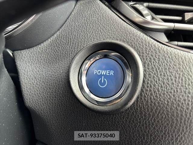 Toyota C-HR 2017-11 1166894-25