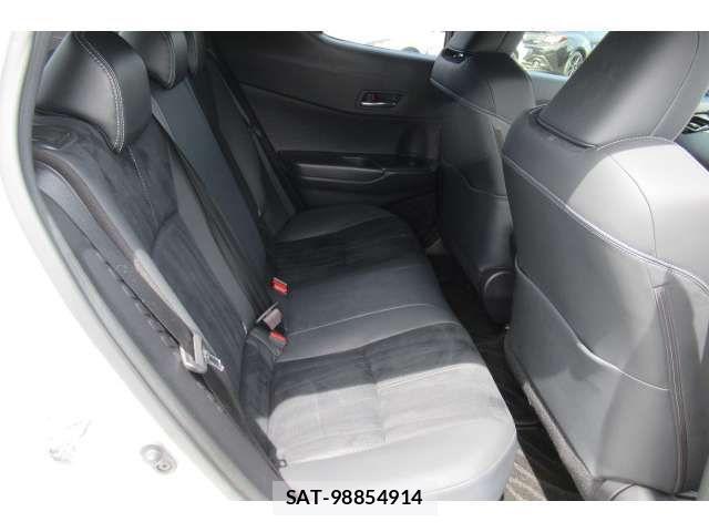 Toyota C-HR 2020-05 1205744-16