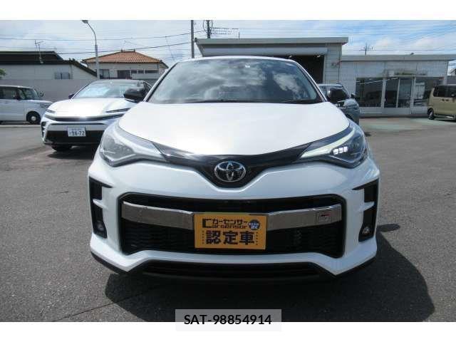 Toyota C-HR 2020-05 1205744-2