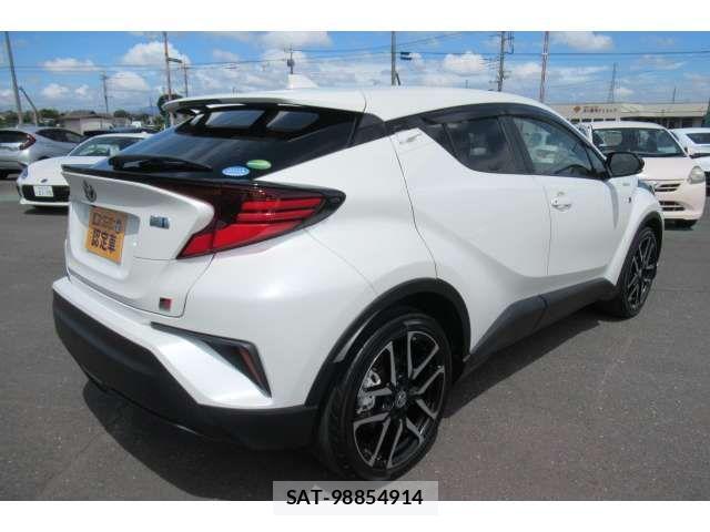 Toyota C-HR 2020-05 1205744-4